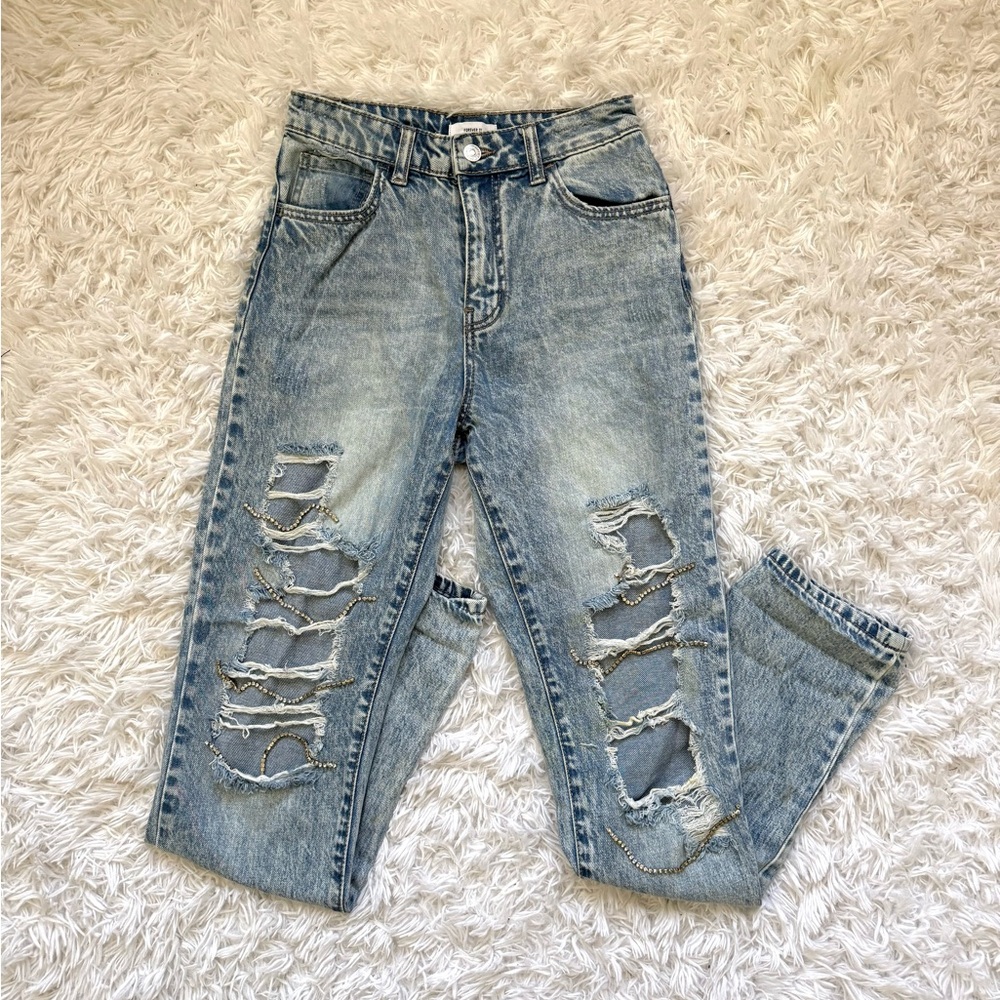 Forever 21 Light Blue Distressed Boyfriend Jeans with chain detail
